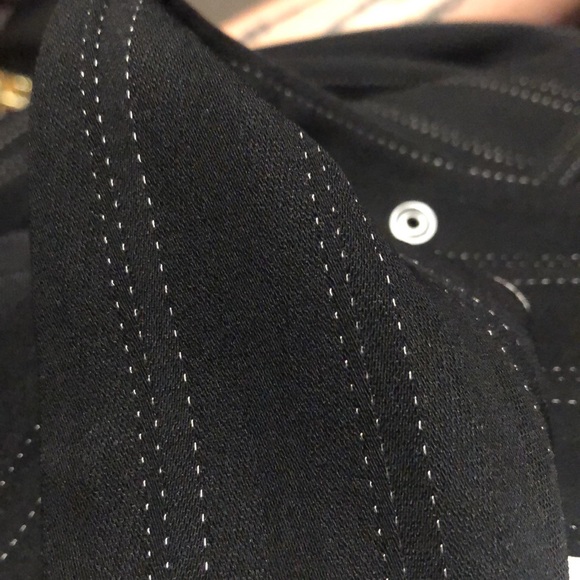 Tahari Suit Blazer Skirt Woman size 6 & 10 p Black stripe professional classy - Picture 16 of 16